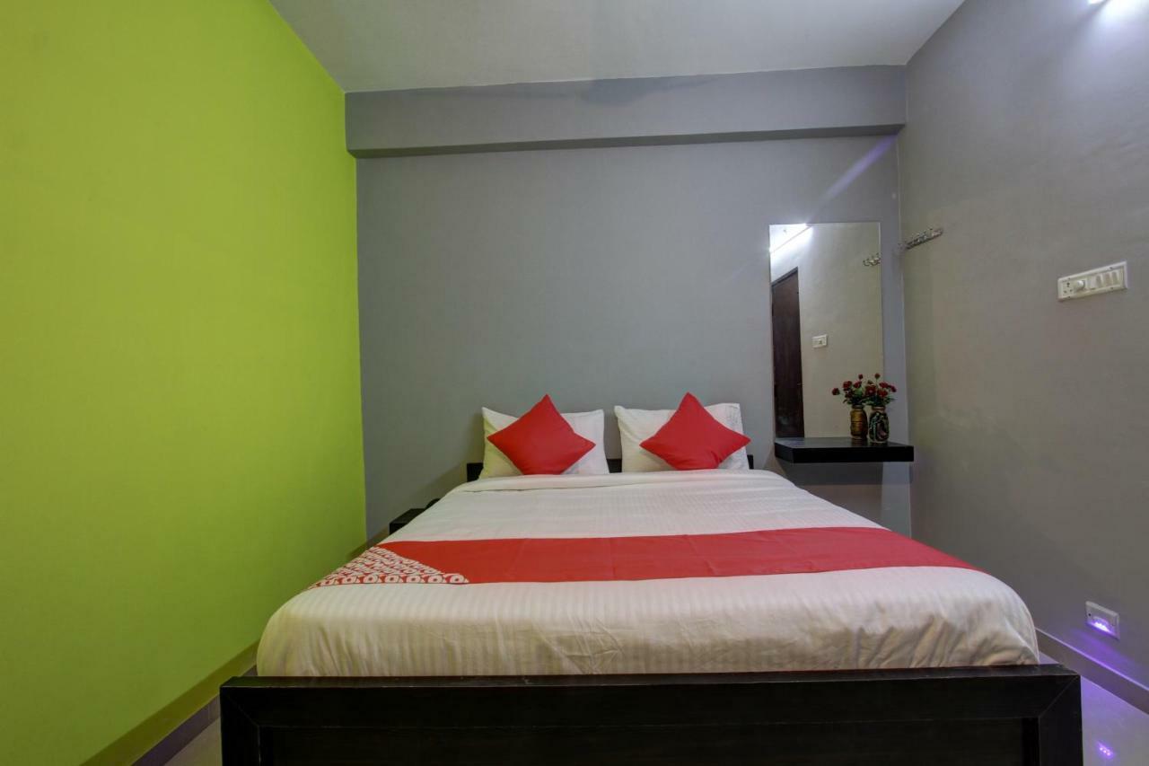 Oyo 30971 Gm Grande Hotel Madukkarai Bagian luar foto